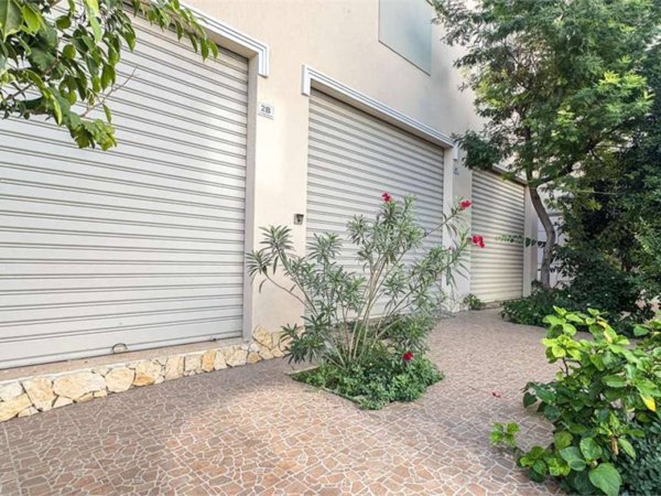 appartamento in vendita a Cagliari in zona Pirri