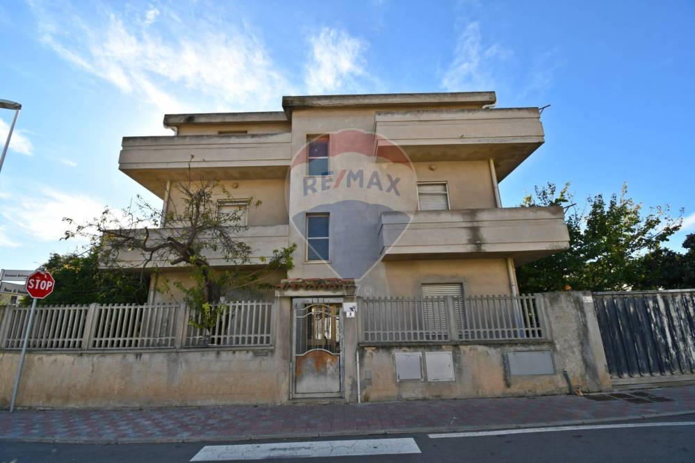 casa indipendente in vendita a Cagliari in zona Pirri