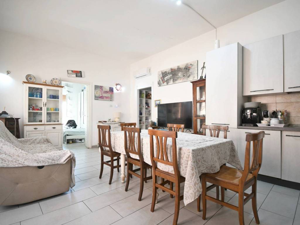 appartamento in vendita a Cagliari in zona Pirri