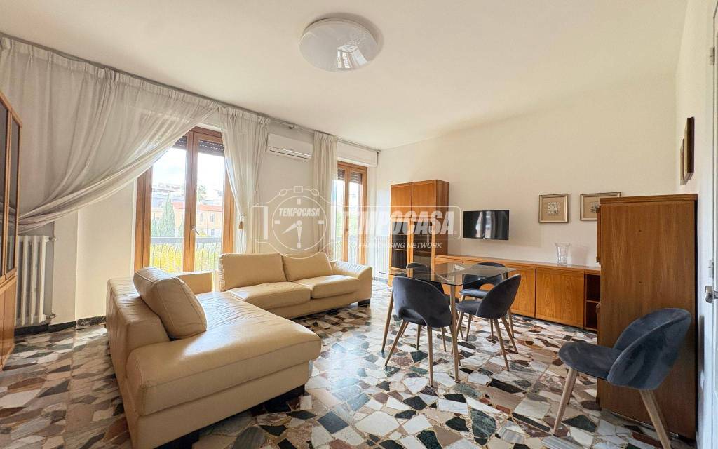 appartamento in vendita a Cagliari in zona Villanova