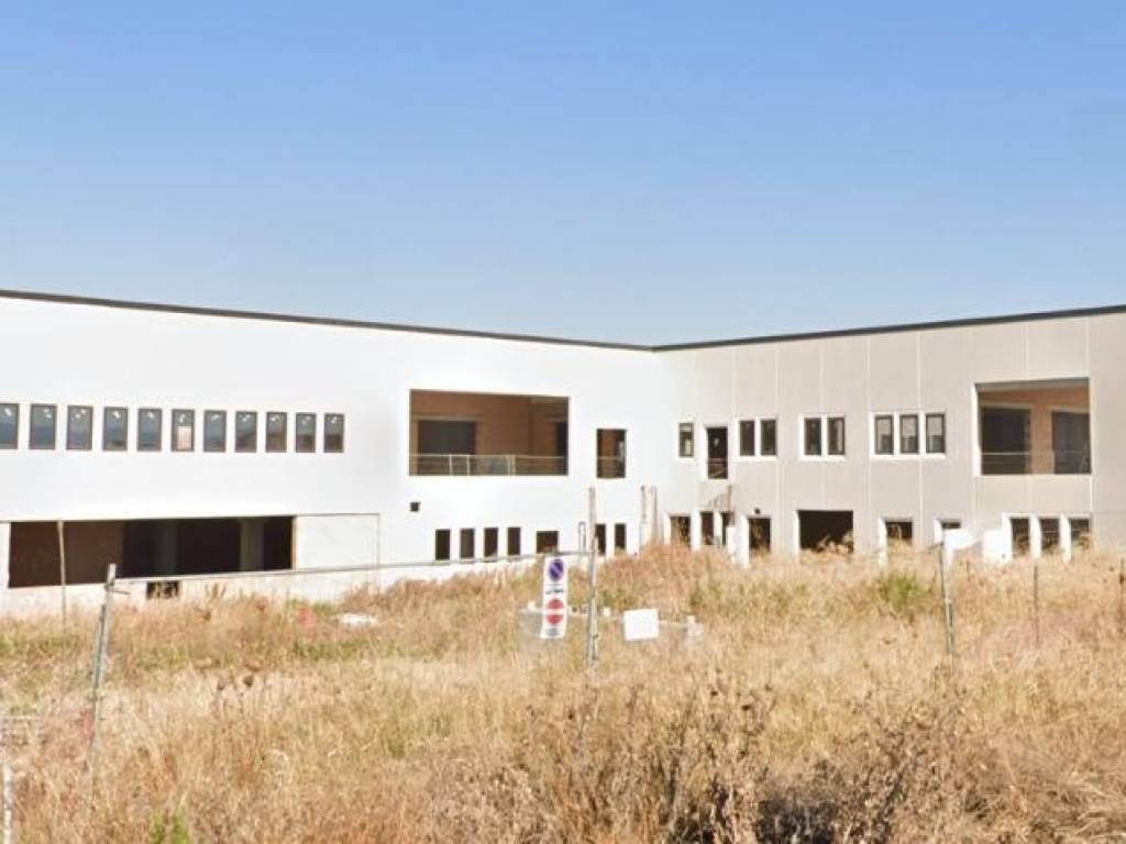 capannone in vendita a Cagliari in zona Sant'Avendrace