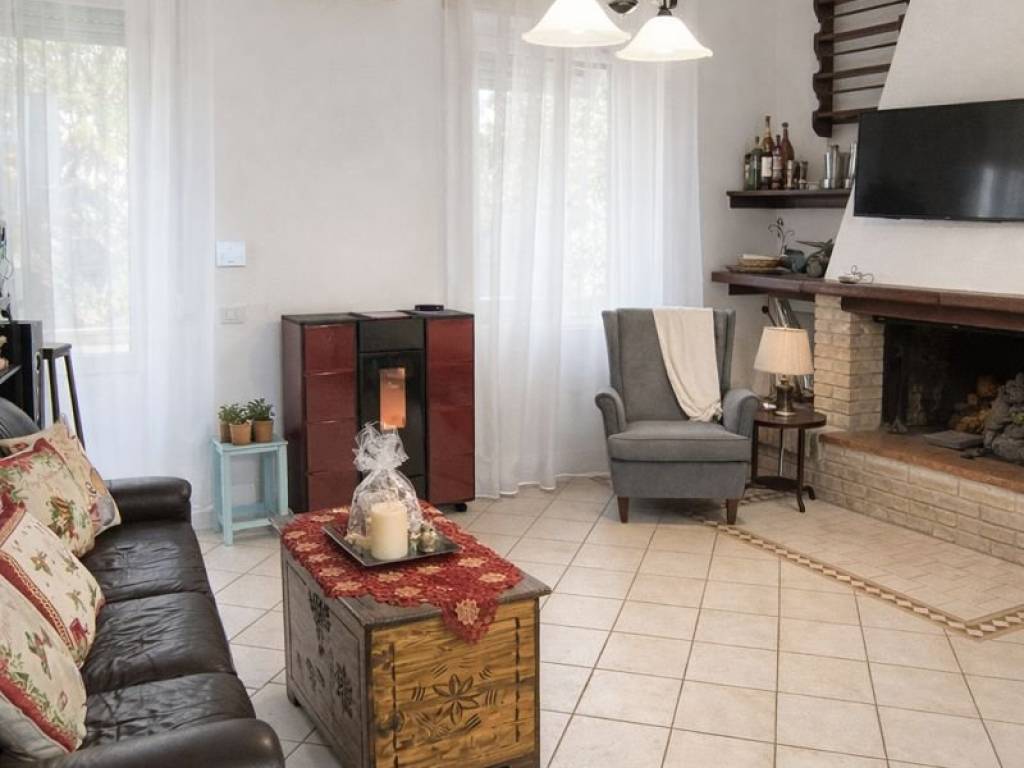 appartamento in vendita a Cagliari in zona Pirri