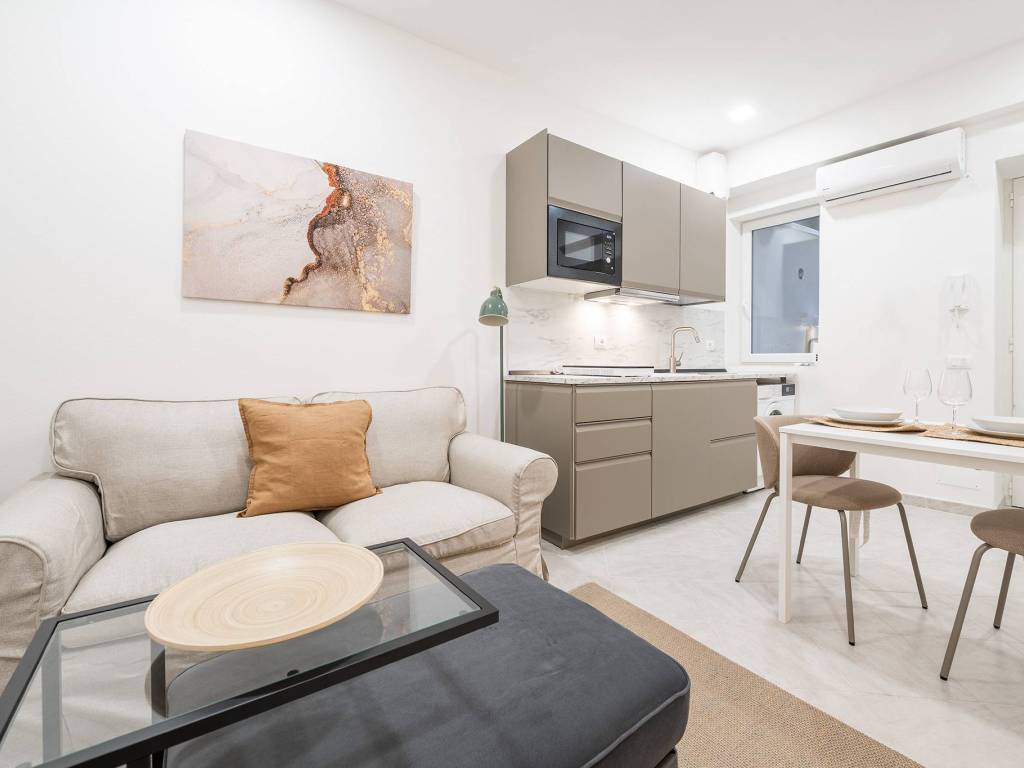 appartamento in vendita a Cagliari in zona Villanova