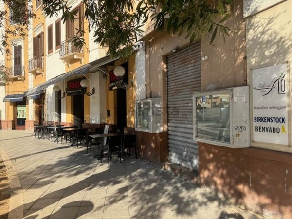 negozio in vendita a Cagliari in zona San Benedetto