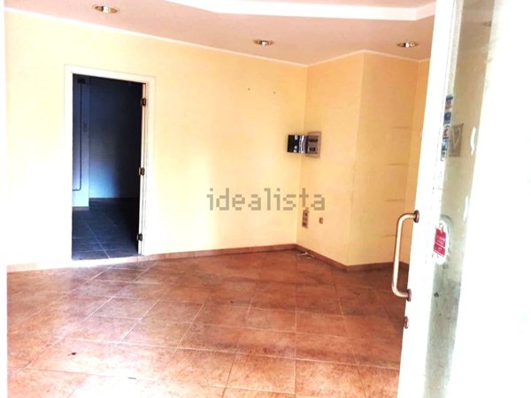 locale commerciale in vendita a Cagliari in zona San Benedetto