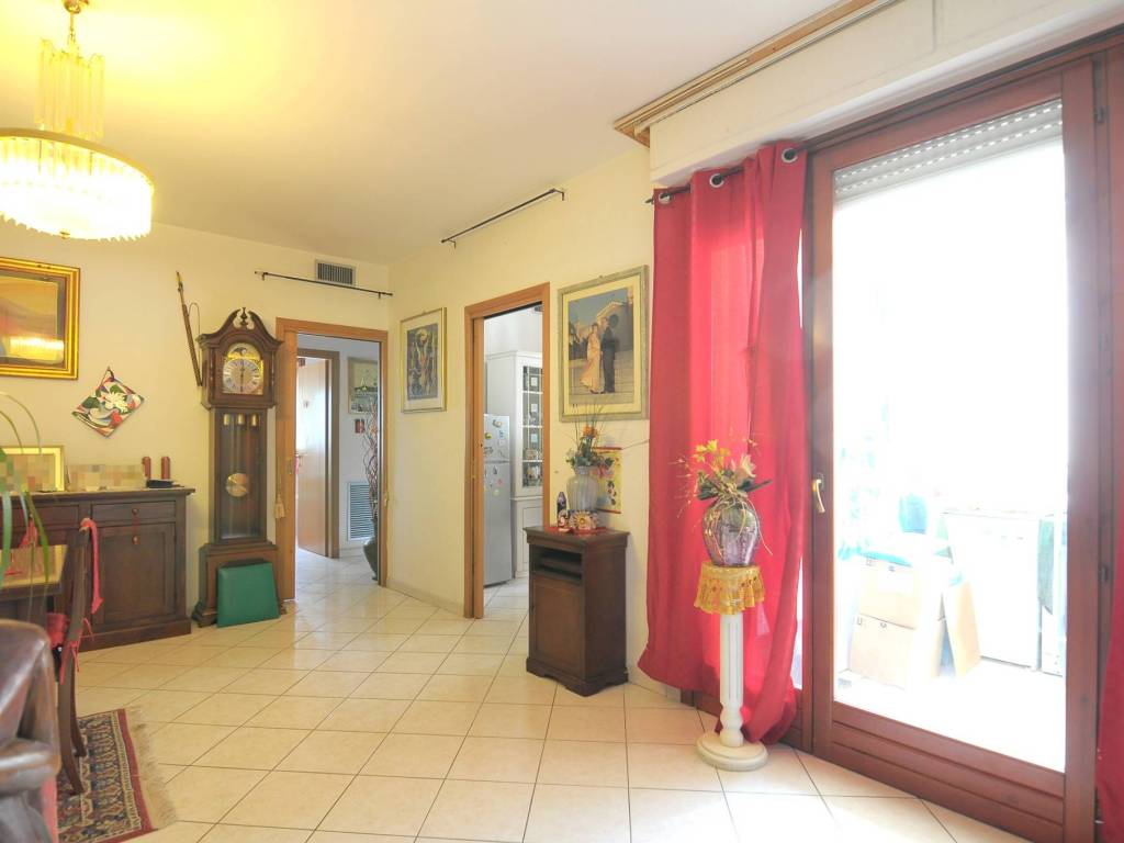 appartamento in vendita a Cagliari in zona Pirri