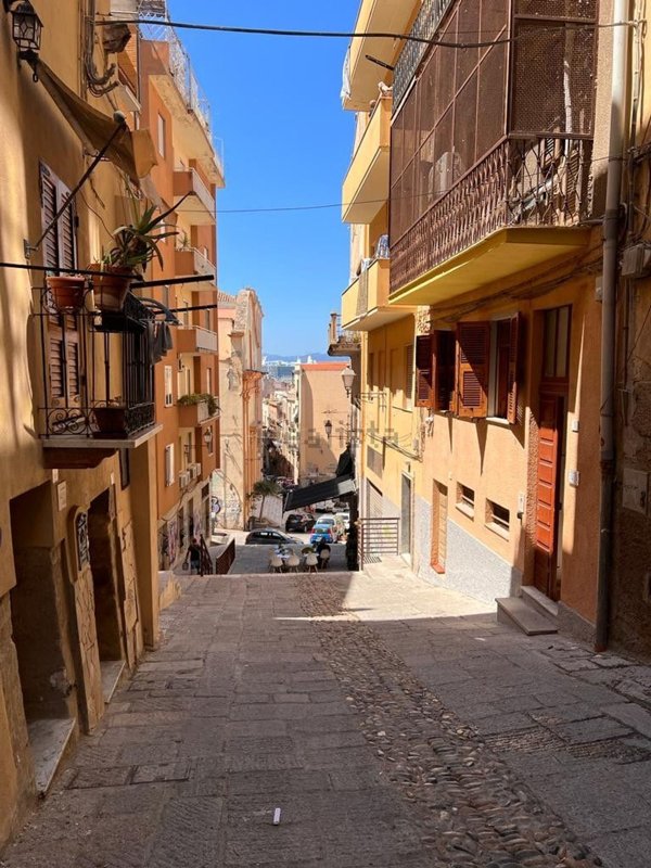 appartamento in vendita a Cagliari in zona Castello