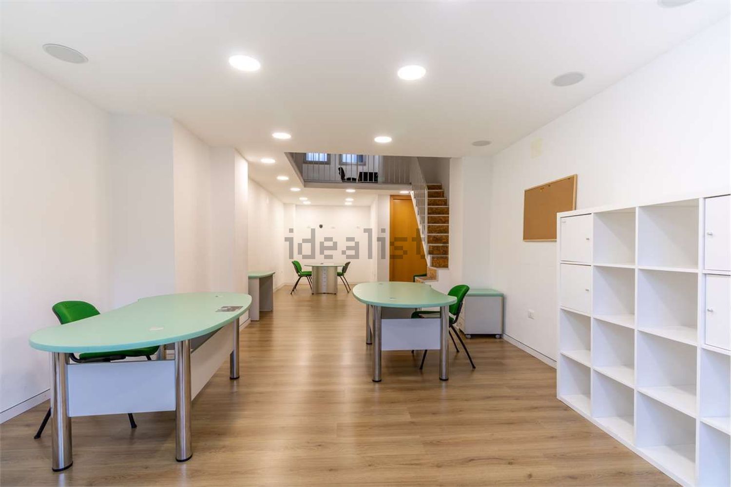 locale commerciale in vendita a Cagliari in zona San Benedetto