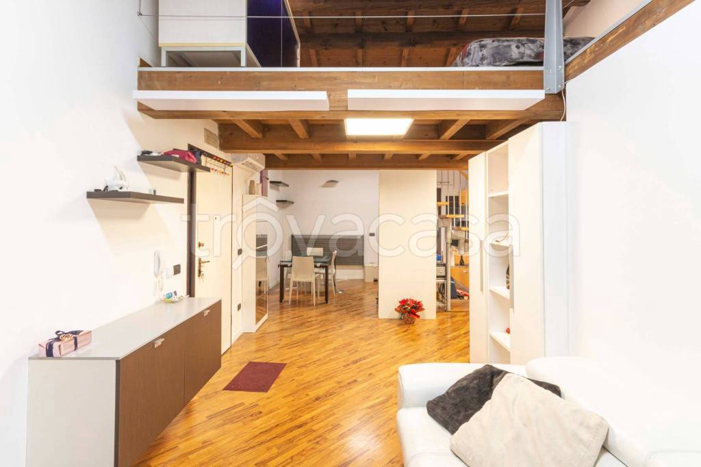 appartamento in vendita a Cagliari in zona Stampace/Punici