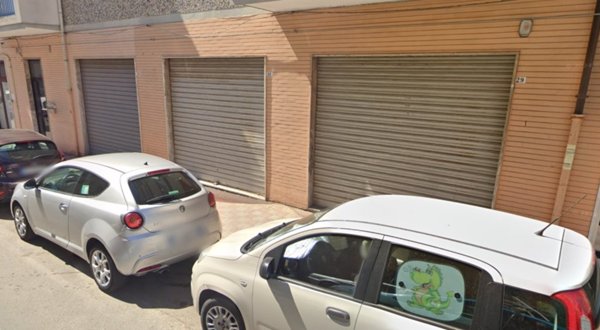 locale commerciale in vendita a Cagliari in zona Is Mirrionis/San Michele