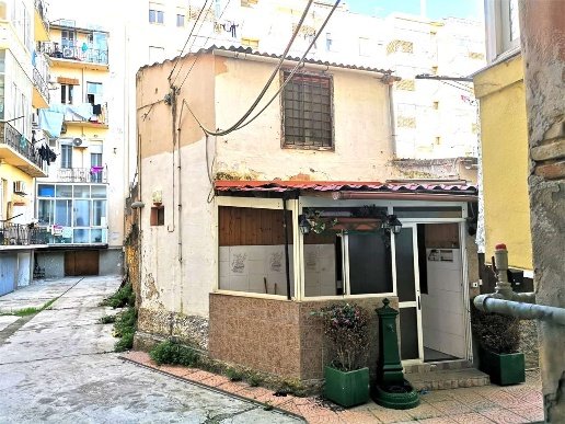 appartamento in vendita a Cagliari in zona San Benedetto