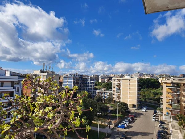 appartamento in vendita a Cagliari in zona Genneruxi