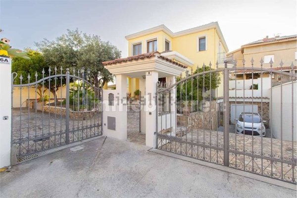casa indipendente in vendita a Cagliari in zona Monreale