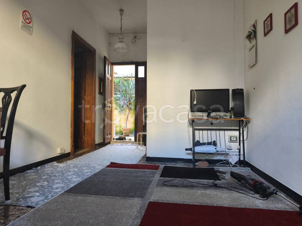 appartamento in vendita a Cagliari in zona Genneruxi