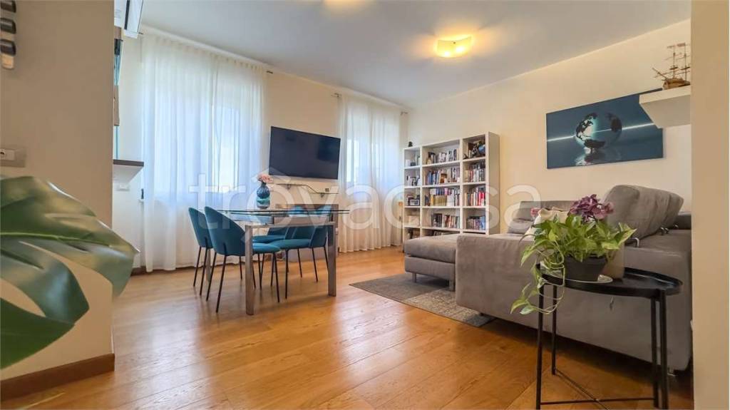 appartamento in vendita a Cagliari in zona Villanova