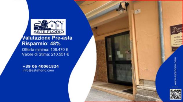 negozio in vendita a Cagliari in zona Marina