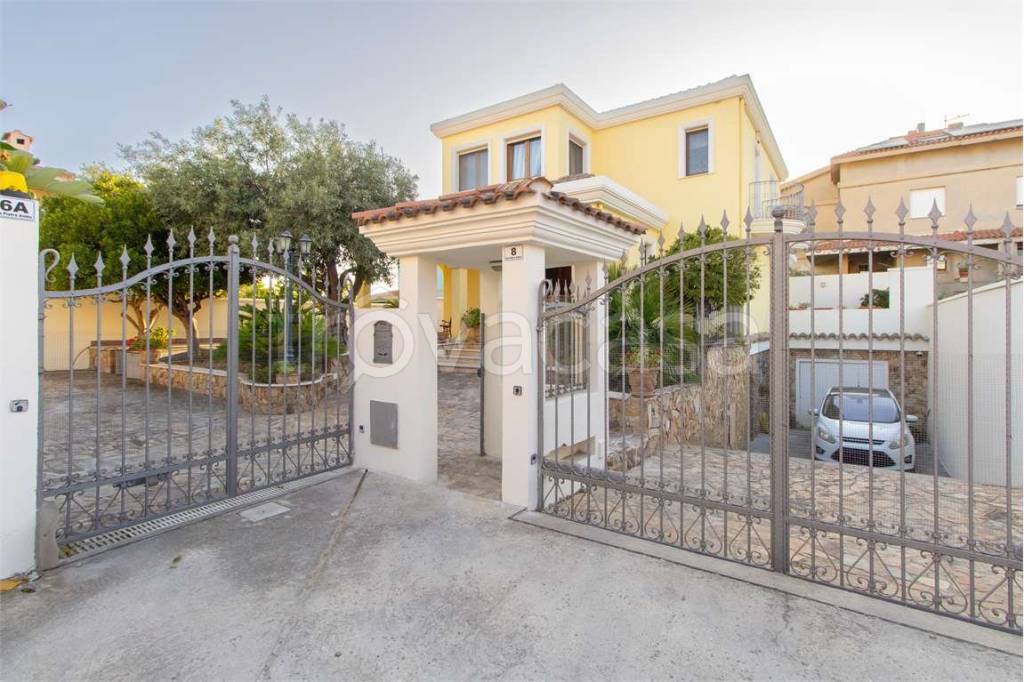 appartamento in vendita a Cagliari in zona Monreale