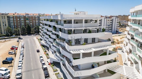 appartamento in vendita a Cagliari in zona Fonsarda / zona Giudici