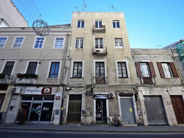 appartamento in vendita a Cagliari in zona Marina