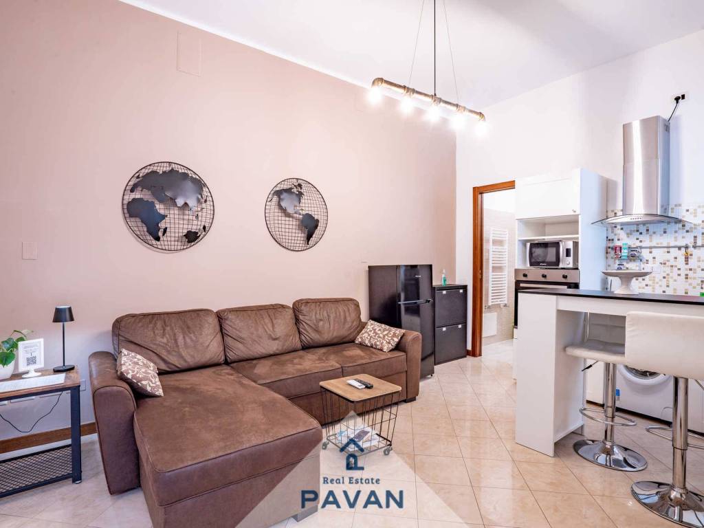 appartamento in vendita a Cagliari in zona Villanova