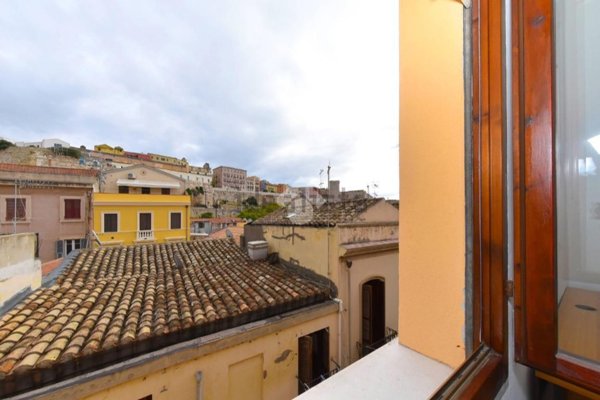 appartamento in vendita a Cagliari in zona Stampace/Punici