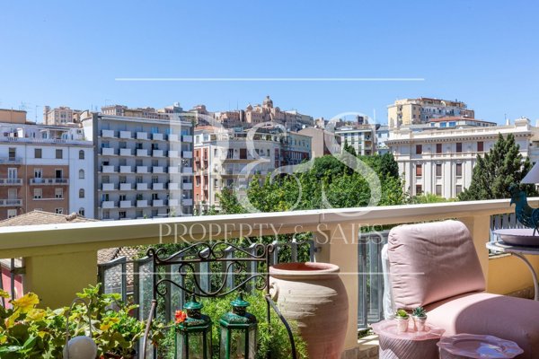 appartamento in vendita a Cagliari in zona Villanova