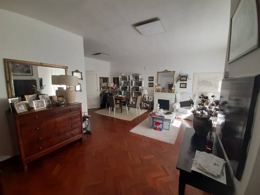 casa indipendente in vendita a Cagliari in zona Pirri