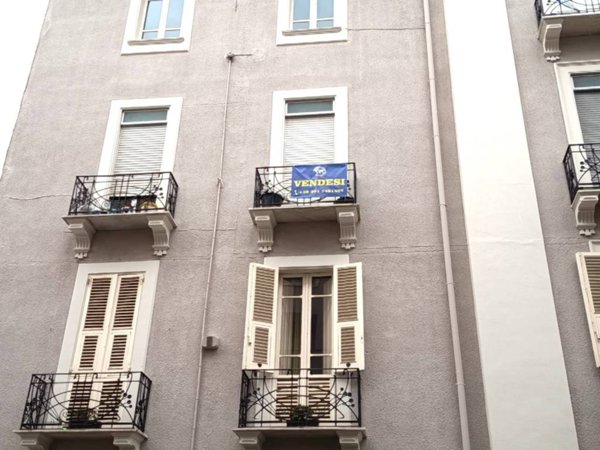 appartamento in vendita a Cagliari in zona Villanova