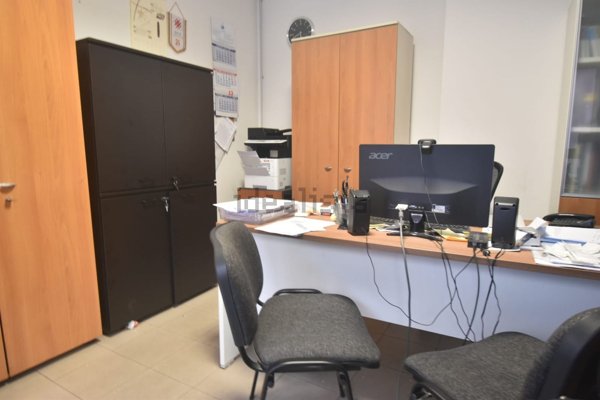 ufficio in vendita a Cagliari