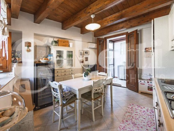 appartamento in vendita a Cagliari in zona Pirri