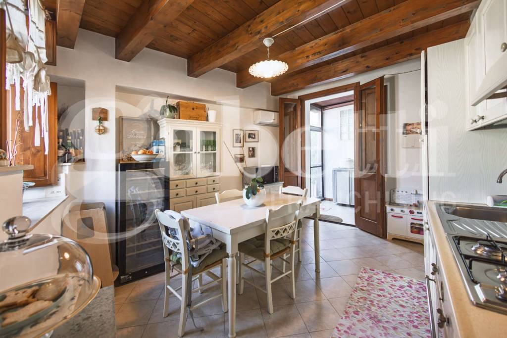 appartamento in vendita a Cagliari in zona Pirri