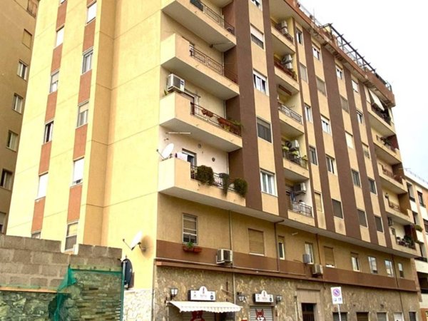 appartamento in vendita a Cagliari in zona Villanova
