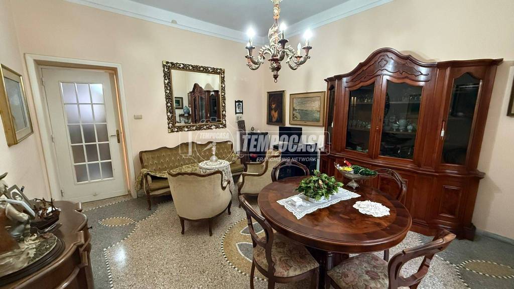 appartamento in vendita a Cagliari in zona Villanova