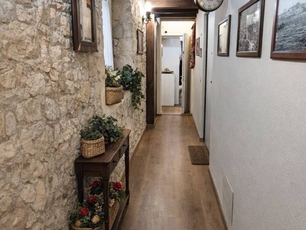 appartamento in vendita a Cagliari in zona Villanova