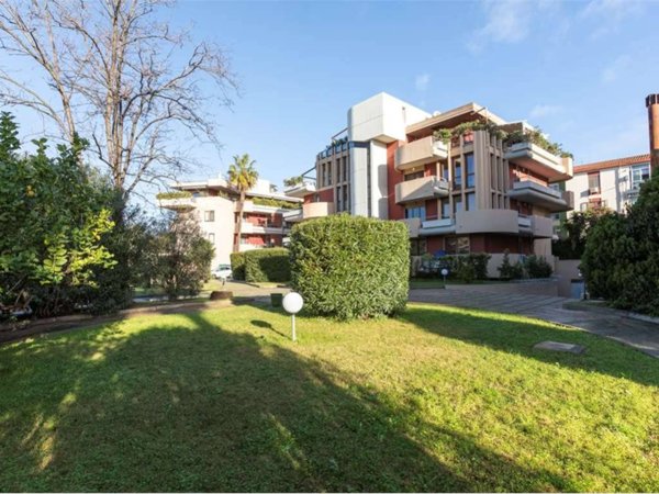 appartamento in vendita a Cagliari in zona Poetto/Marina Piccola