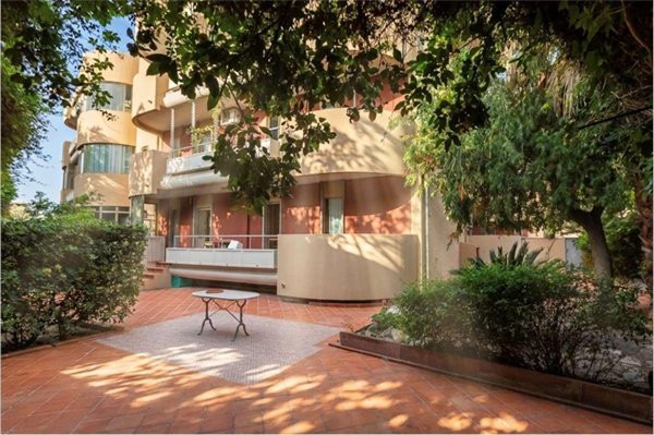 appartamento in vendita a Cagliari in zona Poetto/Marina Piccola
