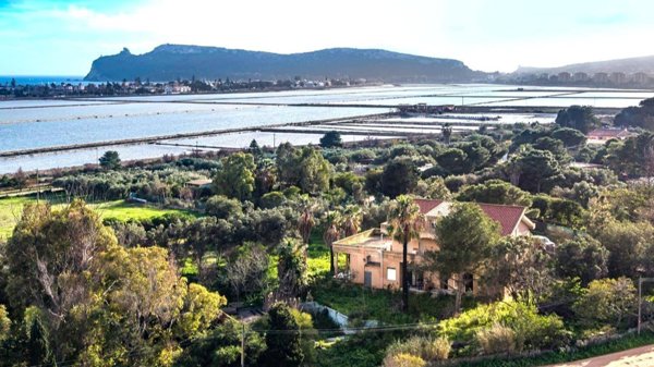 casa indipendente in vendita a Cagliari