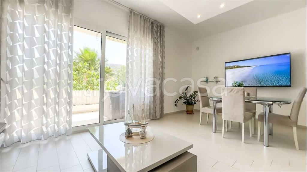 appartamento in vendita a Cagliari in zona Poetto/Marina Piccola