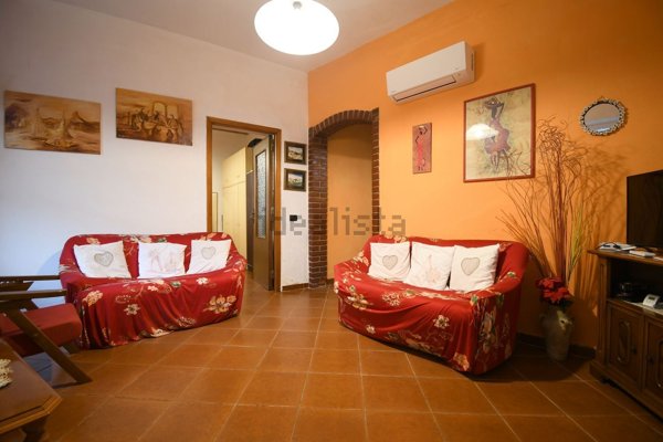 casa indipendente in vendita a Cagliari in zona Pirri