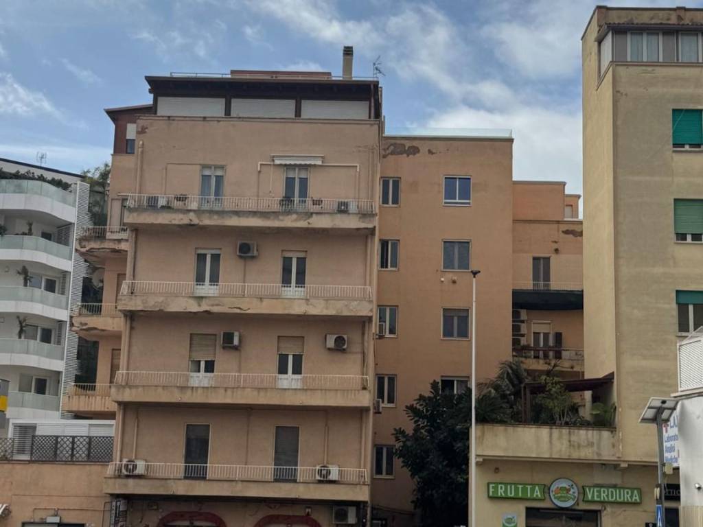appartamento in vendita a Cagliari in zona Monte Urpinu