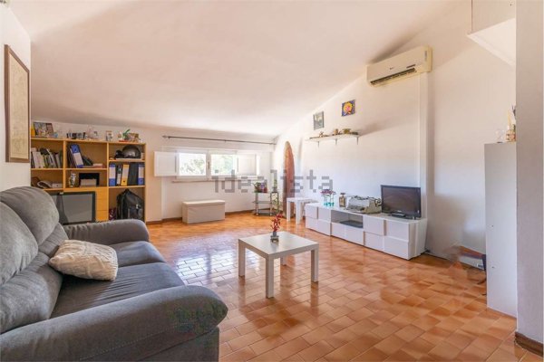 appartamento in vendita a Cagliari in zona Pirri