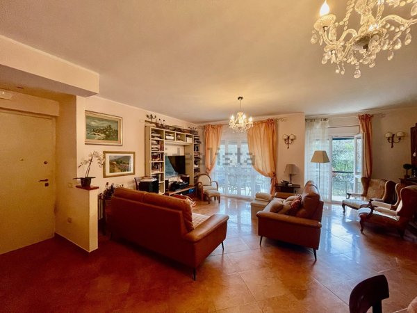 appartamento in vendita a Cagliari in zona Poetto/Marina Piccola