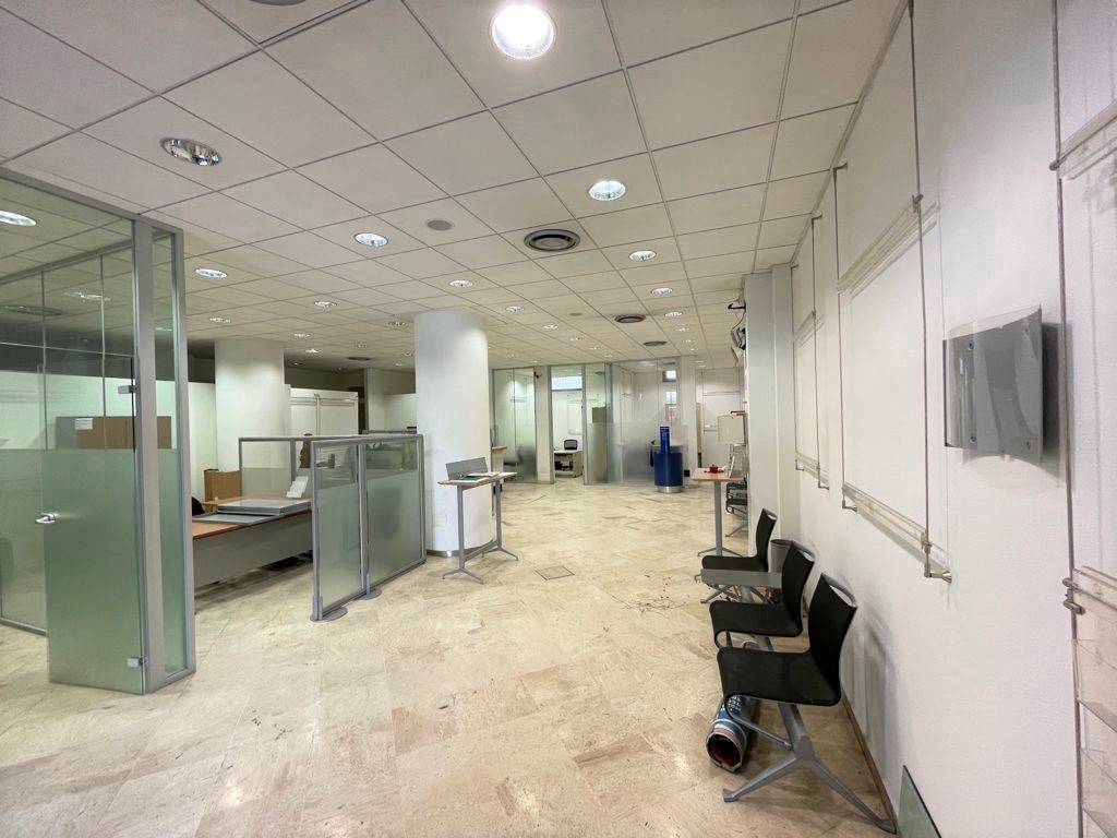 negozio in vendita a Cagliari in zona Sant'Avendrace