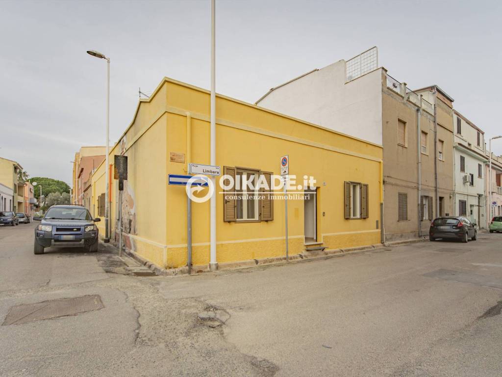 casa indipendente in vendita a Cagliari in zona Pirri