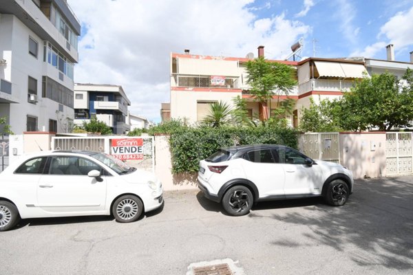 casa indipendente in vendita a Cagliari in zona Genneruxi