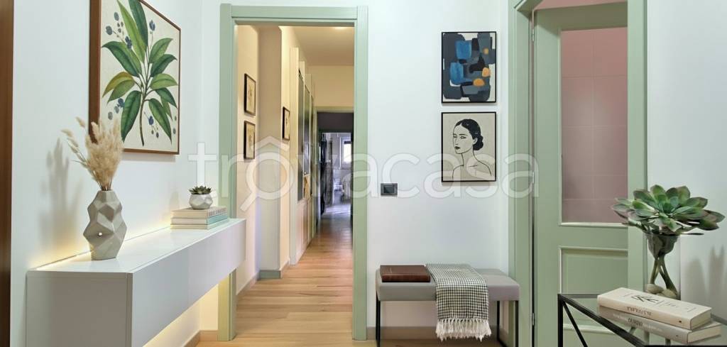 appartamento in vendita a Cagliari in zona Genneruxi