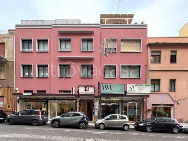 negozio in vendita a Cagliari in zona Villanova