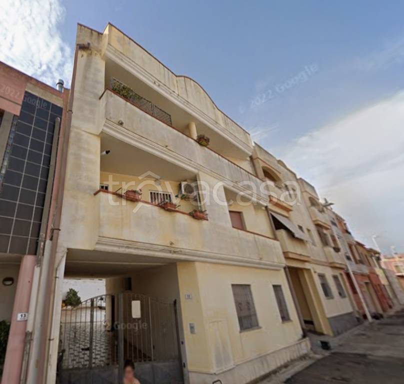 appartamento in vendita a Cagliari in zona Pirri