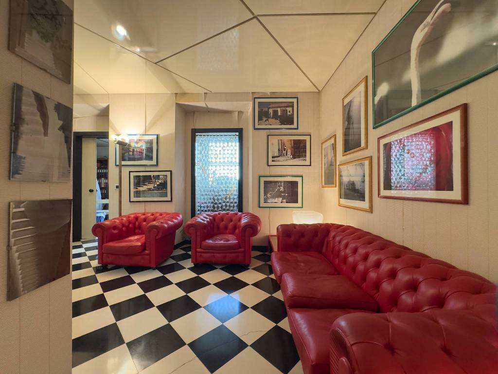 ufficio in vendita a Cagliari in zona San Benedetto