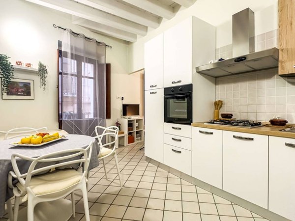 appartamento in vendita a Cagliari in zona Marina